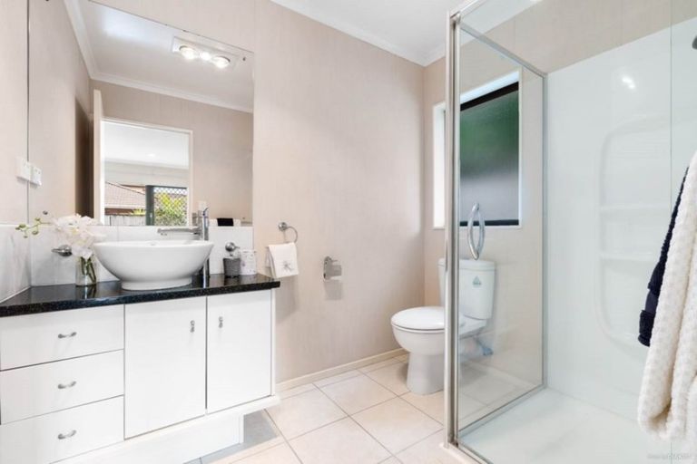 Photo of property in 109 Middlefield Drive, Flat Bush, Auckland, 2016