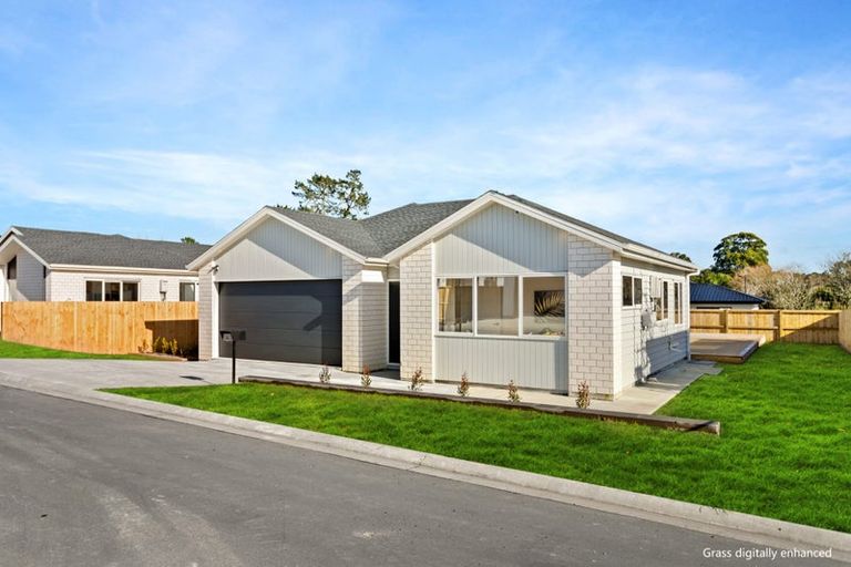Photo of property in 4 Cutfield Lane, Kumeu, 0810