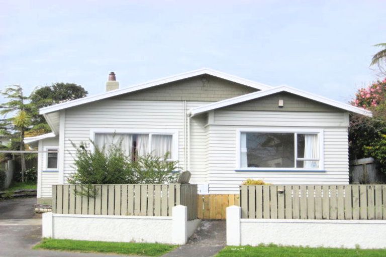 Photo of property in 28 Northgate, Strandon, New Plymouth, 4312