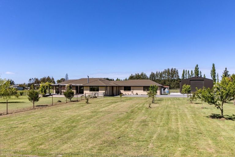 Photo of property in 11 Hodgsons Road, Loburn, Rangiora, 7472
