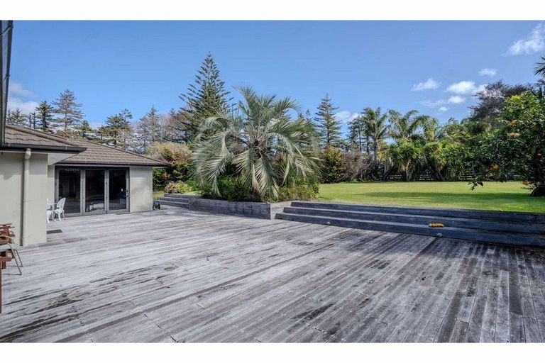 Photo of property in 4 Kotare Heights, Kerikeri, 0230
