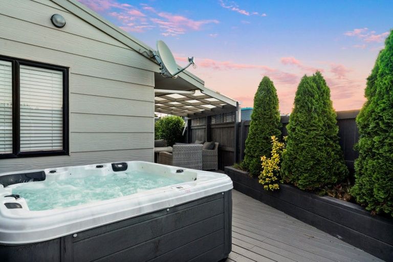 Photo of property in 257b Dickson Road, Papamoa Beach, Papamoa, 3118