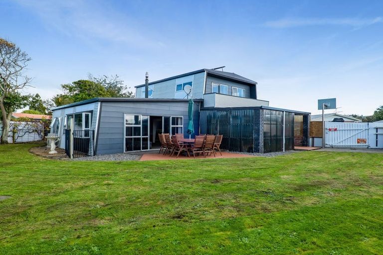 Photo of property in 52 Murray Avenue, Hawera, 4610