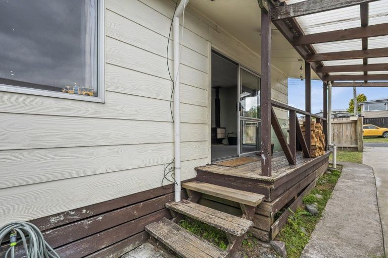 Photo of property in 2/4 Cumberland Street, Tauhara, Taupo, 3330
