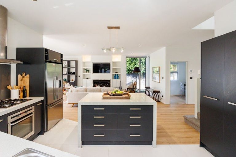 Photo of property in 23 Montgomery Terrace, Hokowhitu, Palmerston North, 4410