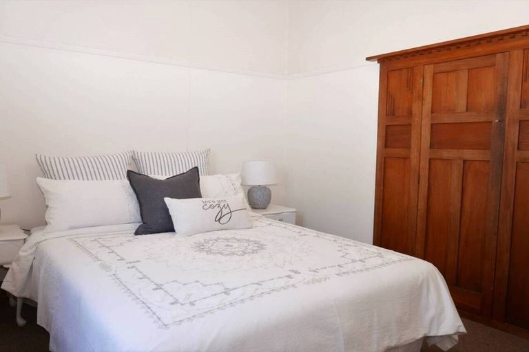 Photo of property in 8 Freyberg Avenue, Riccarton, Christchurch, 8011