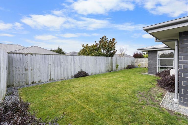 Photo of property in 10 Shale Court, Rolleston, 7614