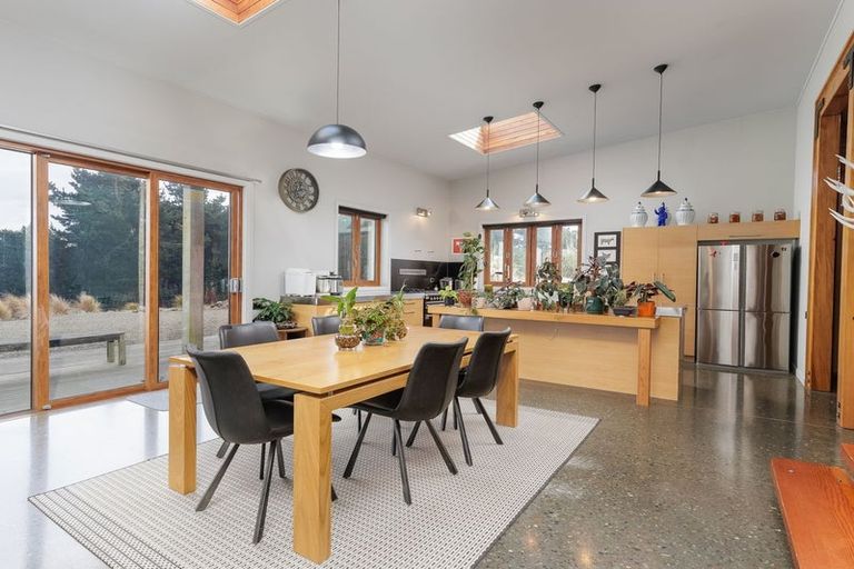 Photo of property in 246 Centrewood Park Road, Waimate, 7977