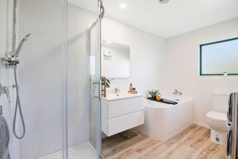 Photo of property in 28d Zealandia Road, Manly, Whangaparaoa, 0930