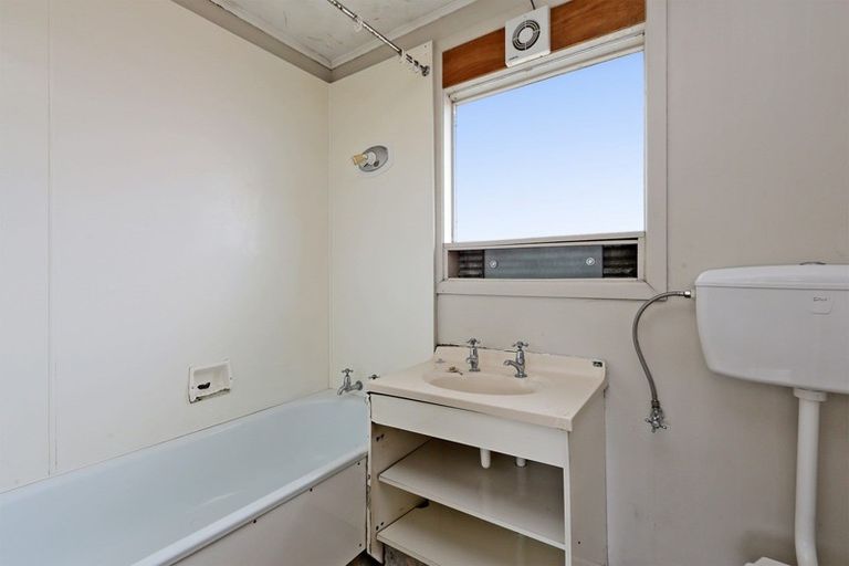 Photo of property in 15/335 Kennedy Road, Pirimai, Napier, 4112