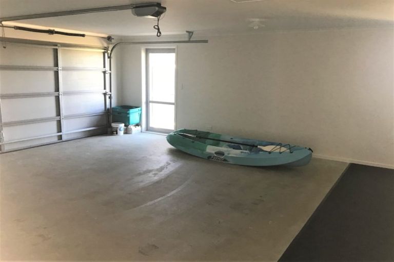 Photo of property in 20 Raithburn Terrace, Pokeno, 2402