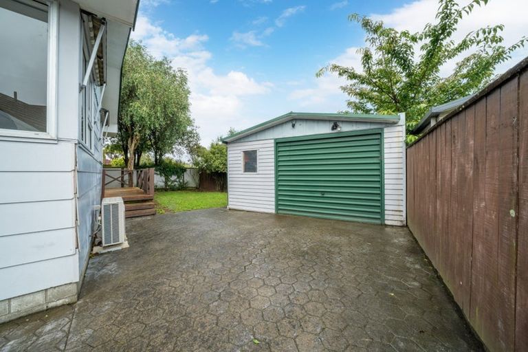 Photo of property in 11 Akron Grove, Totara Park, Upper Hutt, 5018