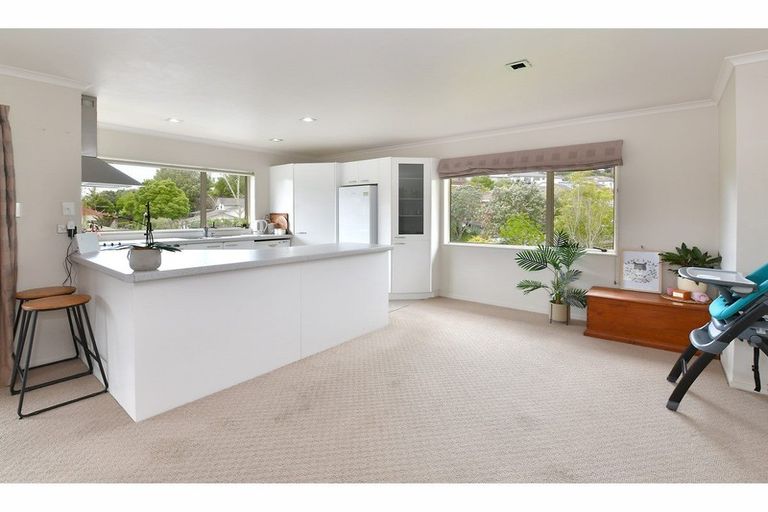 Photo of property in 4 Kestrel Heights, Arkles Bay, Whangaparaoa, 0932