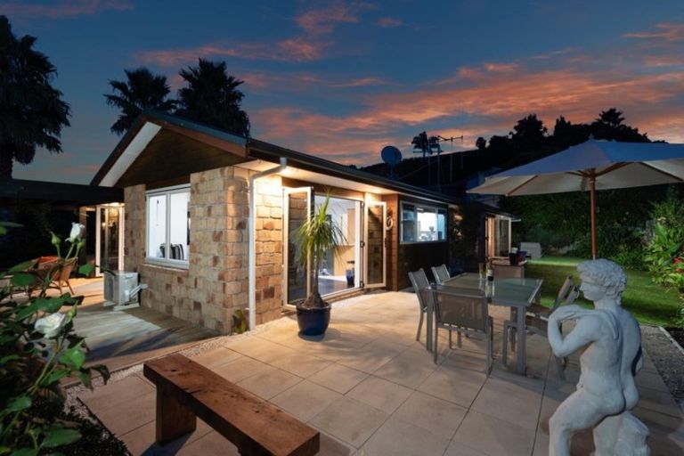 Photo of property in 16 Avon Rise, Welcome Bay, Tauranga, 3112