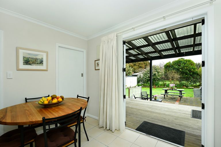 Photo of property in 5 Devon Street, Stoke, Nelson, 7011