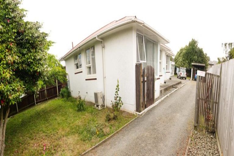 Photo of property in 9 Colina Street, Avonhead, Christchurch, 8042