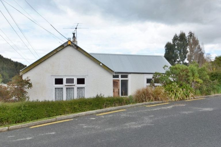 Photo of property in 33 County Road, Kaikorai, Dunedin, 9010