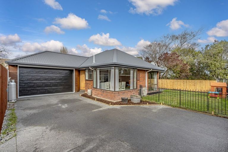 Photo of property in 2/5 Astor Place, Halswell, Christchurch, 8025