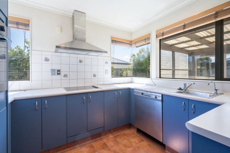 Photo of property in 16 Allport Place, Stoke, Nelson, 7011