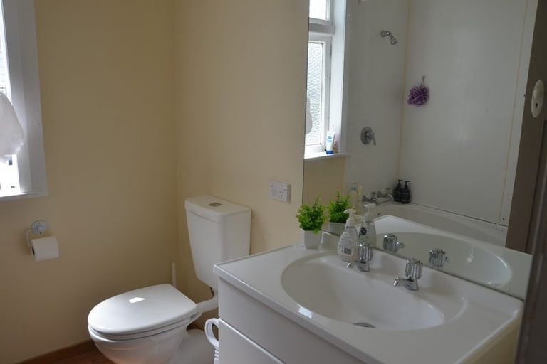 Photo of property in 5 Ellesmere Avenue, Miramar, Wellington, 6022