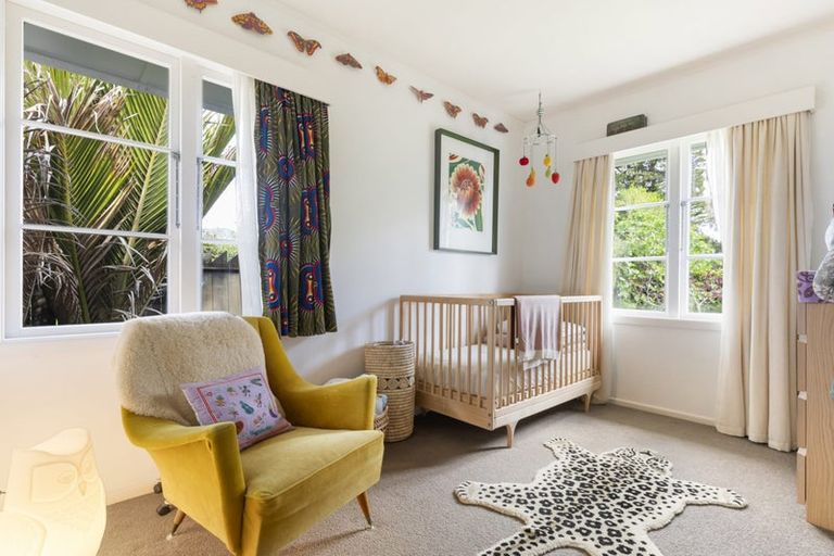 Photo of property in 67 Smythe Road, Henderson, Auckland, 0612