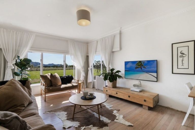 Photo of property in 212 Monument Road, Clevedon, Papakura, 2582