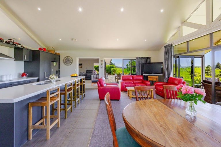 Photo of property in 38 Jg Wilson Drive, Waipukurau, 4281