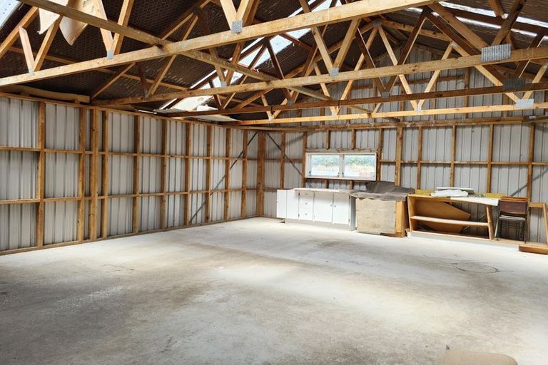 Photo of property in 27 Moore Crescent, Carterton, 5713