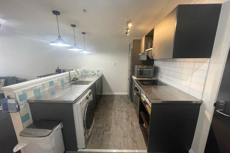 Photo of property in Monvie Apartments, 105/15 Holland Street, Te Aro, Wellington, 6011