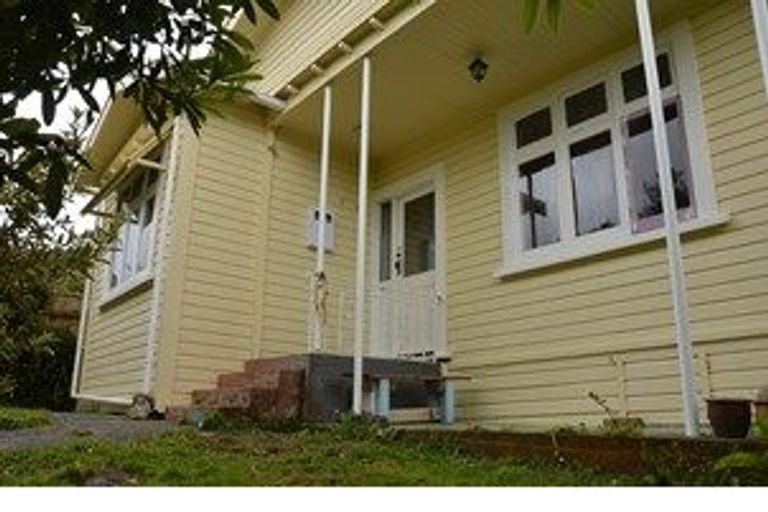 Photo of property in 47a Parkvale Road, Karori, Wellington, 6012