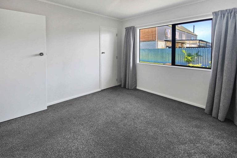 Photo of property in 14 Cardiff Place, Tamatea, Napier, 4112