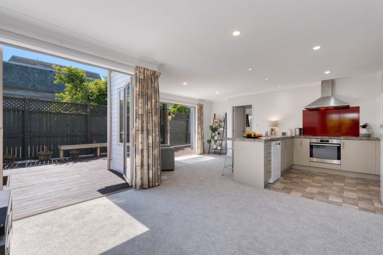 Photo of property in 46e Percy Road, Papamoa Beach, Papamoa, 3118