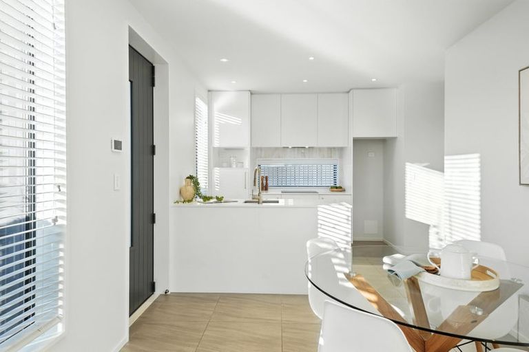 Photo of property in 202a Edgeware Road, Edgeware, Christchurch, 8013