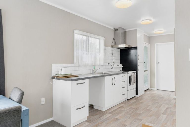 Photo of property in 18 Bradley Place, Nawton, Hamilton, 3200