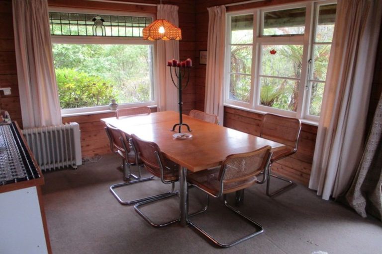 Photo of property in 19 Ivy Terrace, Moana, 7872