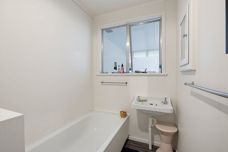 Photo of property in 2c Lyne Street, Gore, 9710