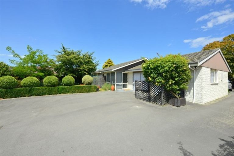 Photo of property in 368a Yaldhurst Road, Russley, Christchurch, 8042