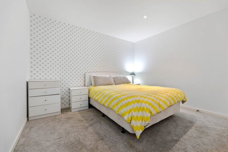 Photo of property in 12 Botanical Heights Drive, Waipahihi, Taupo, 3330