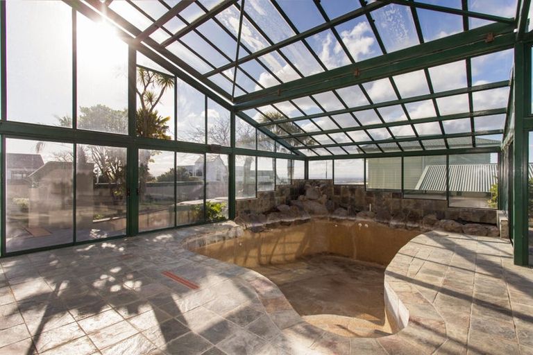 Photo of property in 111 Ravensdale Rise, Westmorland, Christchurch, 8025