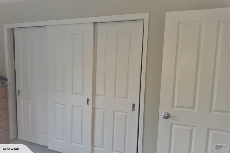 Photo of property in 31 Lorikeet Place, Unsworth Heights, Auckland, 0632