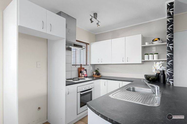 Photo of property in 22a Randwick Crescent, Moera, Lower Hutt, 5010