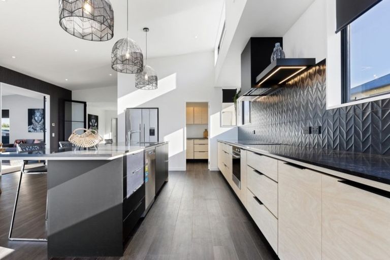 Photo of property in 17 Richmond Street, Waimataitai, Timaru, 7910