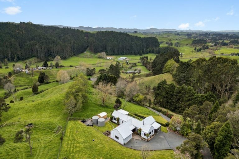 Photo of property in 2/155 Old Mountain Road, Karamu, Hamilton, 3285