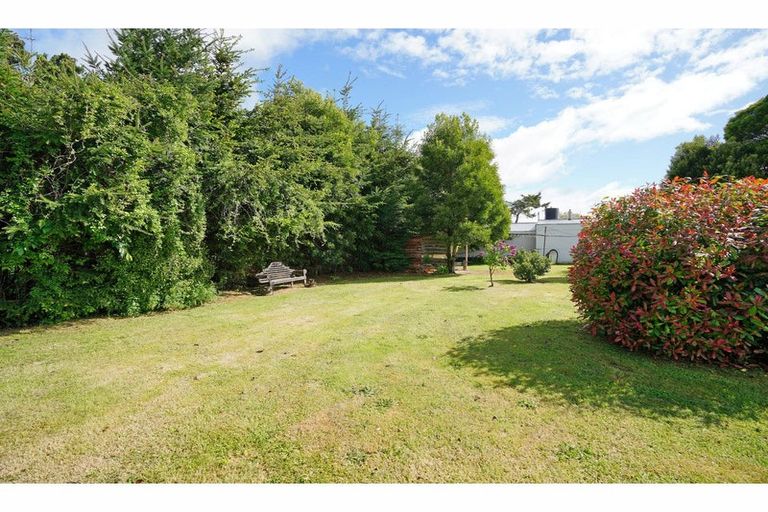 Photo of property in 33 Clifden Highway, Tuatapere, 9620
