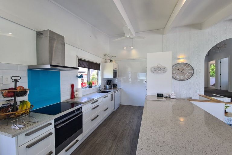 Photo of property in 1999 Wyuna Bay Road, Wyuna Bay, Coromandel, 3581