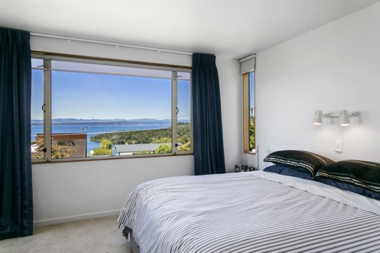 Photo of property in 42 Wakeman Road, Acacia Bay, Taupo, 3330