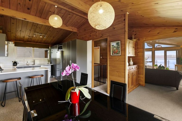 Photo of property in 59 Waitohu Road, York Bay, Lower Hutt, 5013