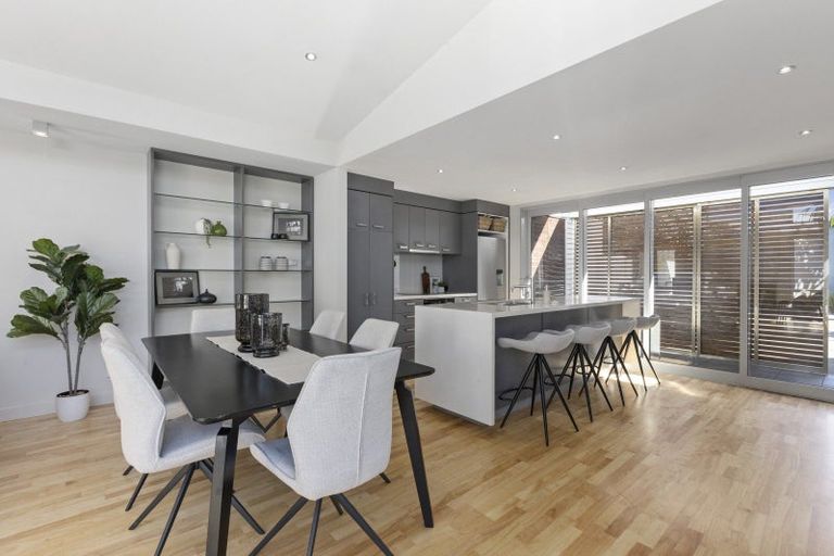 Photo of property in 10 Boardwalk Lane, Seatoun, Wellington, 6022