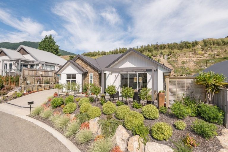 Photo of property in 14 Village Lane, Stoke, Nelson, 7011