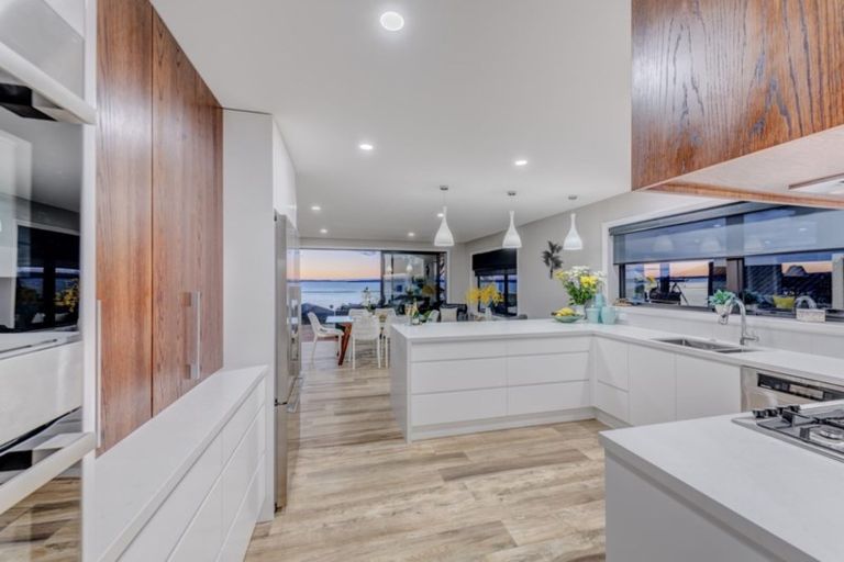 Photo of property in 74 Craig Road, Maraetai, Auckland, 2018